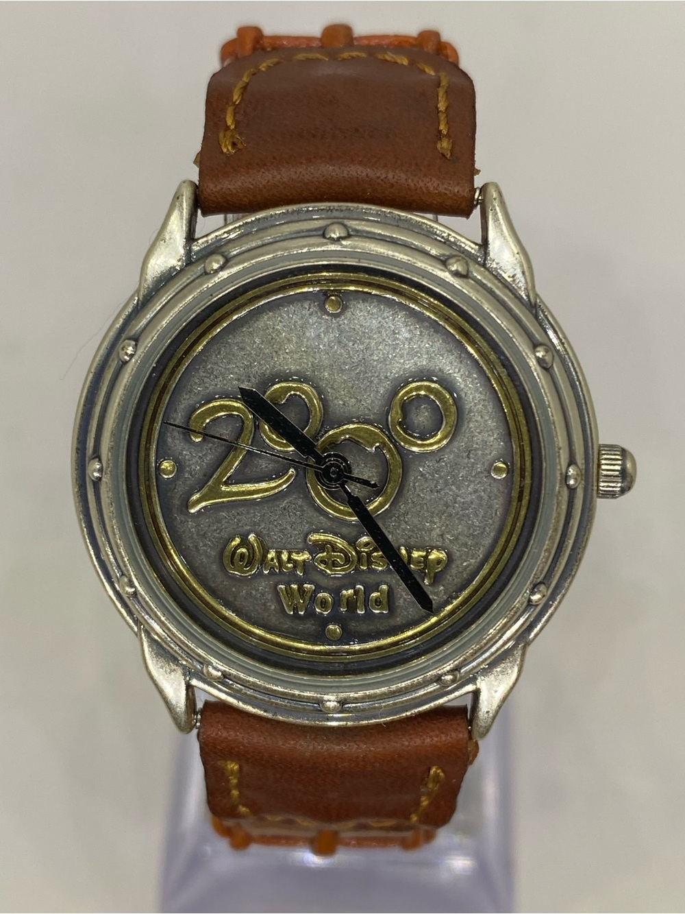 Men’s *** Disney *** Rare ^ Millennium Collectors Watch *^*